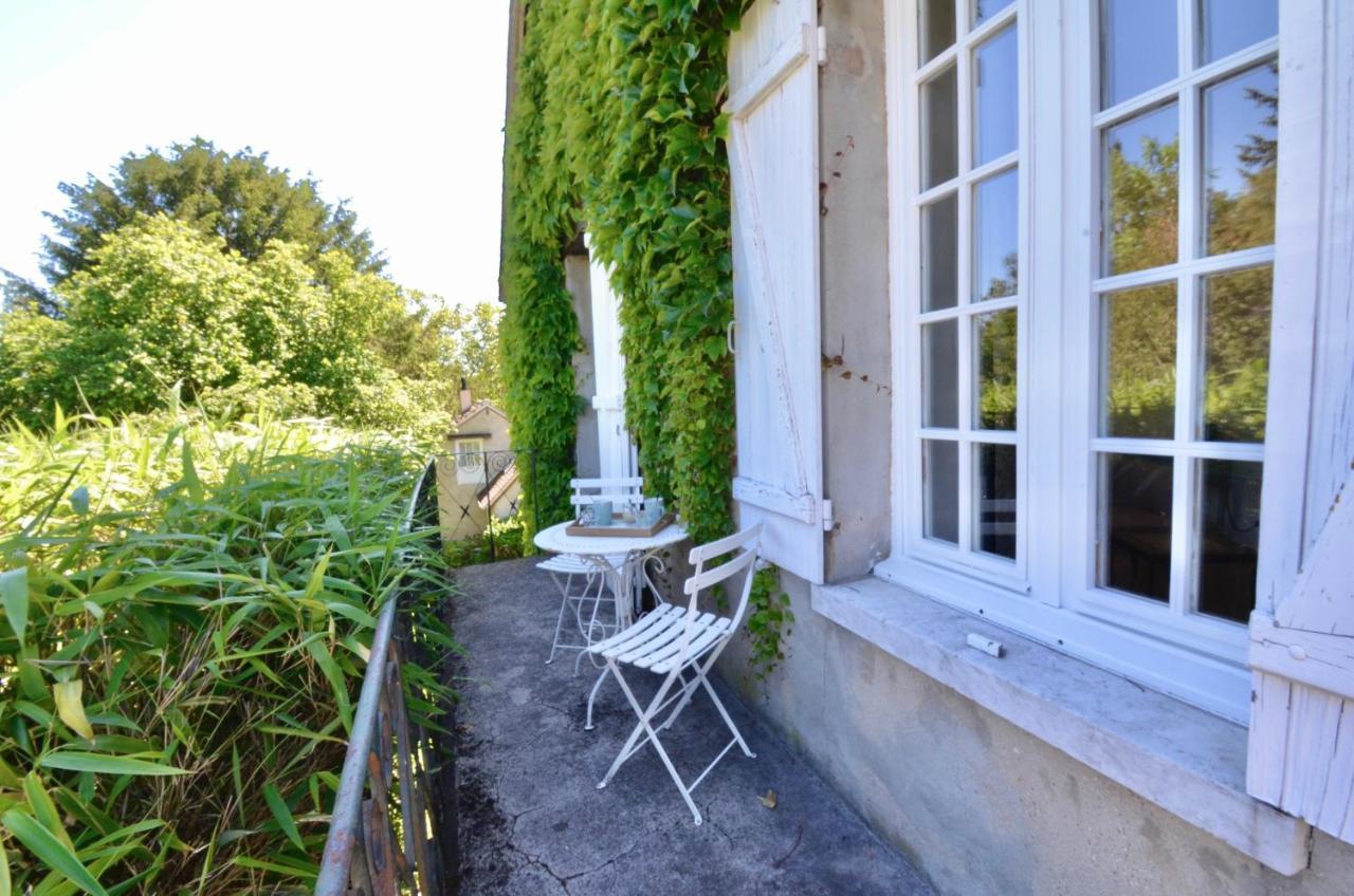 Au Bon Marechal Bed & Breakfast Giverny Exterior photo