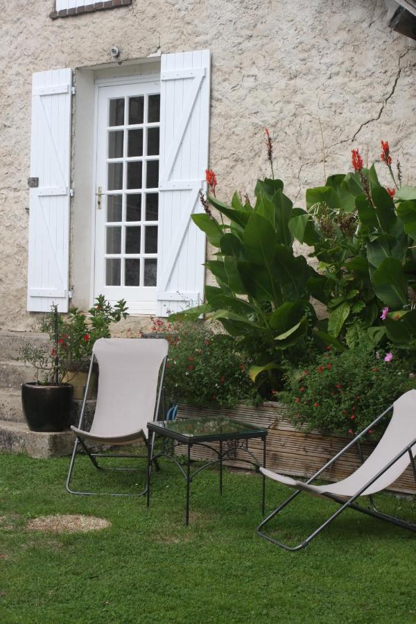 Au Bon Marechal Bed & Breakfast Giverny Exterior photo