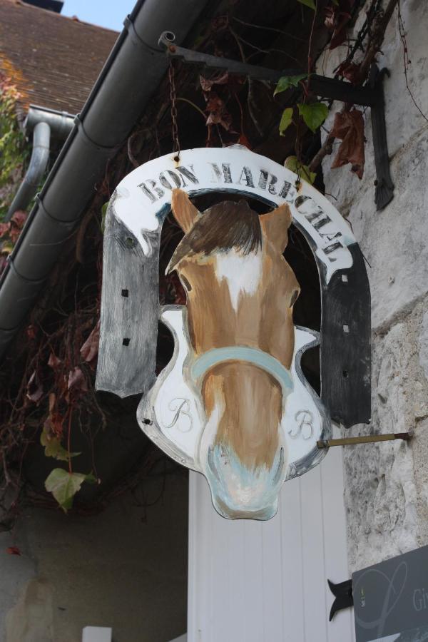 Au Bon Marechal Bed & Breakfast Giverny Exterior photo